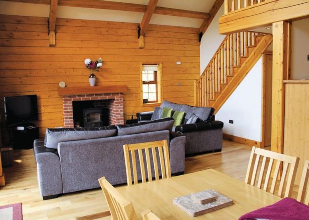 Redbrick Lodges Clipstone Exterior photo