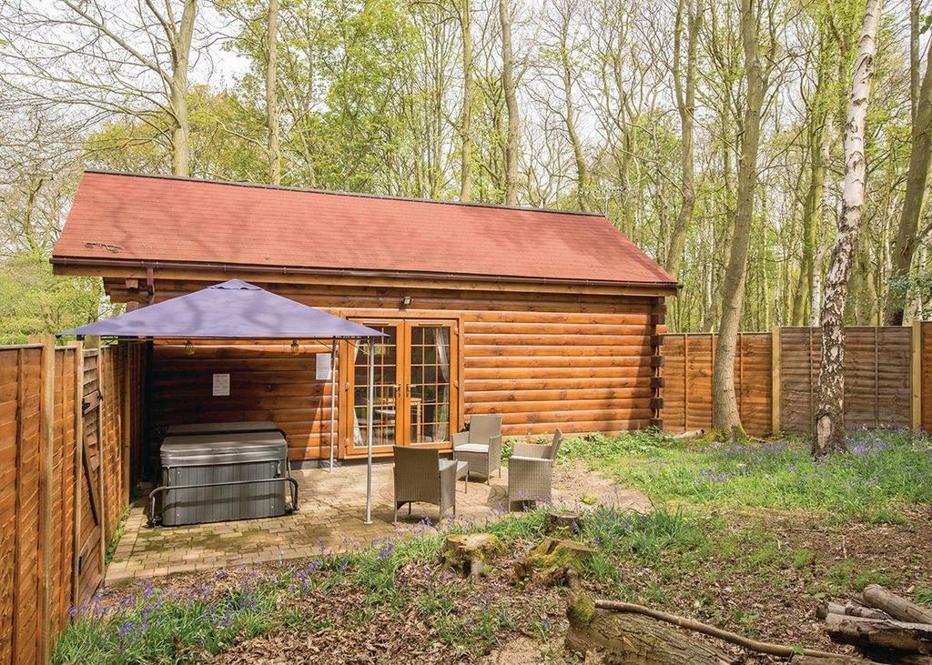 Redbrick Lodges Clipstone Exterior photo
