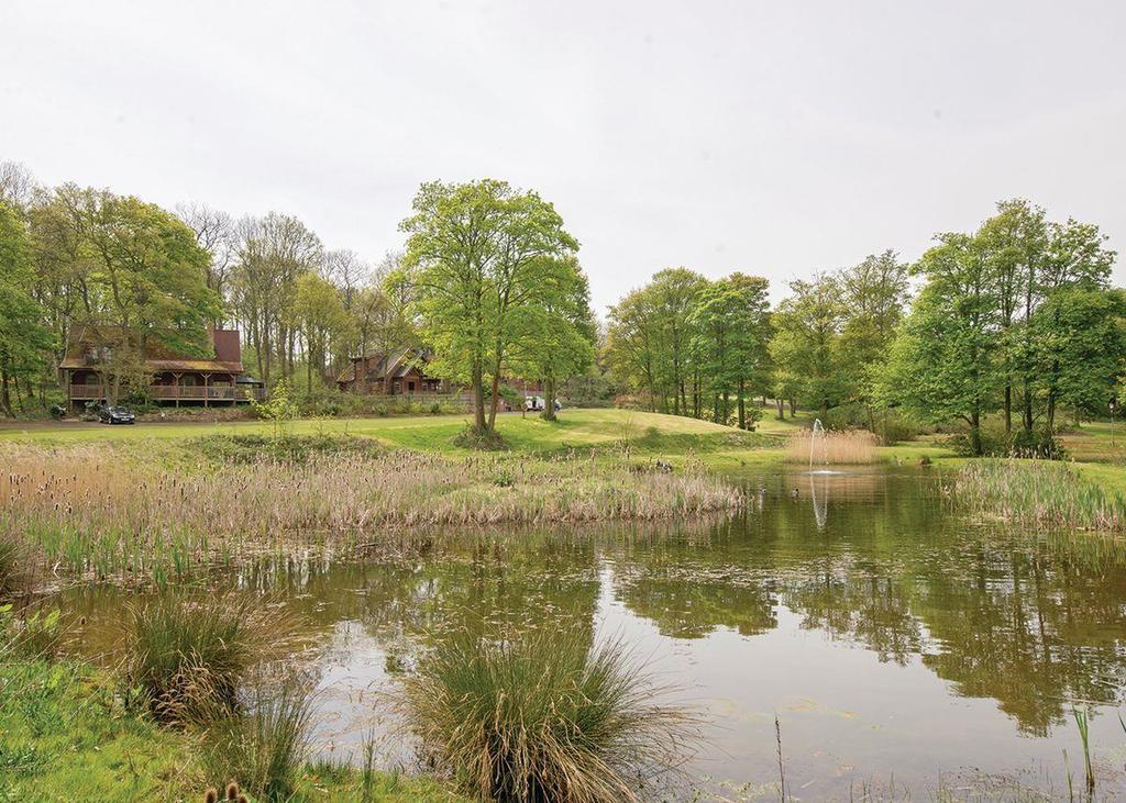 Redbrick Lodges Clipstone Exterior photo